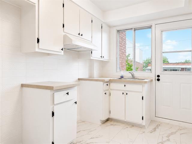 Apartment for rent in St. Leonard's, Quebec