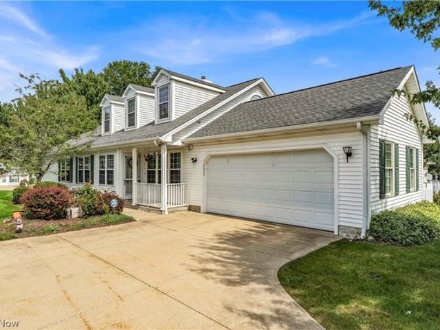 Condo for sale in The Villas at Grand Bay, Brecksville