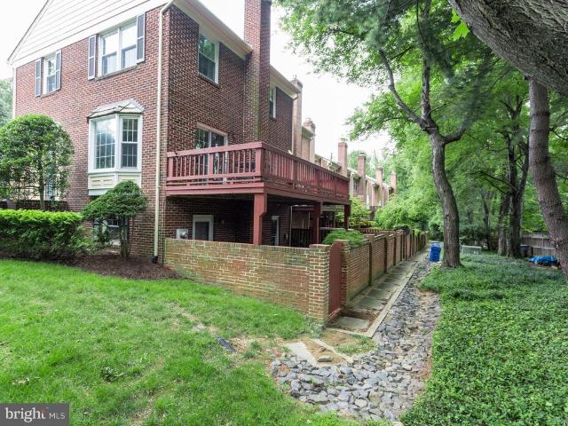 Townhouse for sale in Virginia