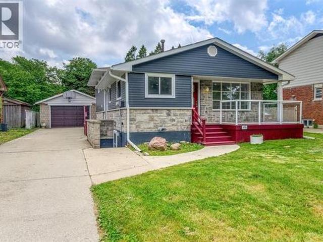 House for sale in Brights Grove, Ontario