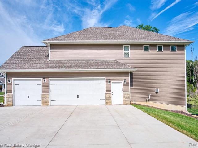 House for sale in Marion Township, Howell