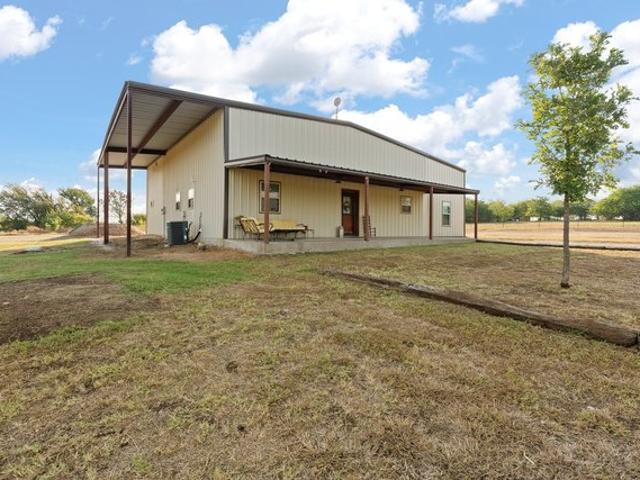 House for sale in Rio Vista, Johnson County