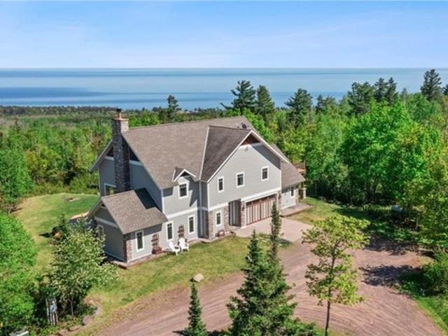 House for sale in Two Harbors, Minnesota