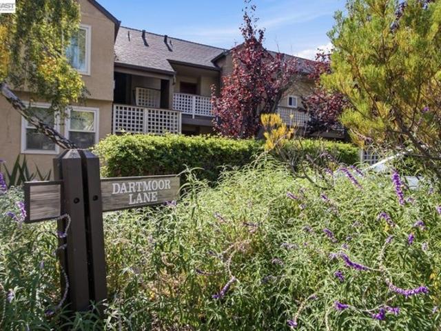 Condo for sale in Hayward, California