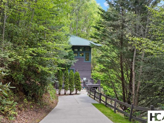 House for sale in Highlands, North Carolina