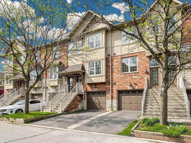 Townhouse for sale in Woburn, Ontario