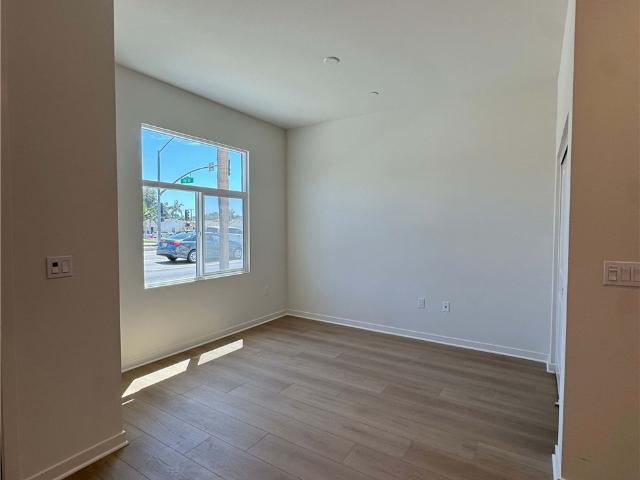 Townhouse for sale in Downtown Brea, Brea