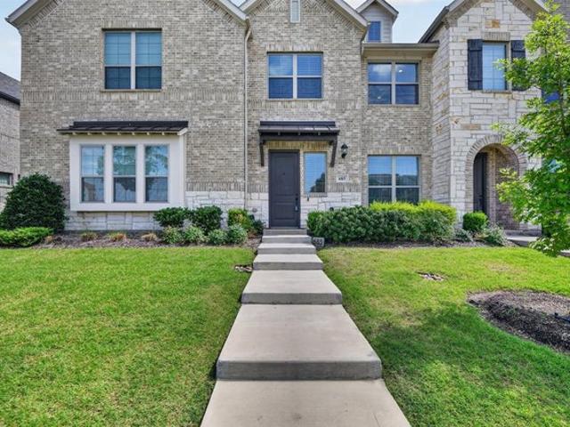 Townhouse for sale in Denton, Texas