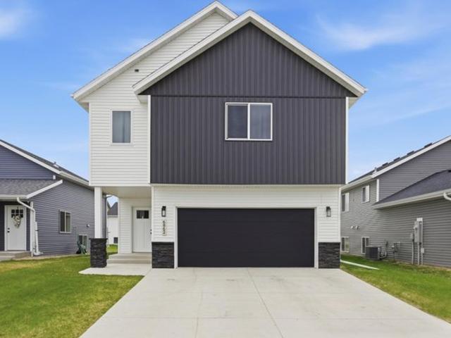 House for sale in Horace, North Dakota