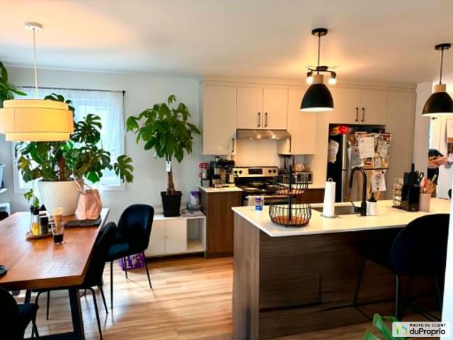 Apartment for rent in Sainte-Anne-des-Plaines, Laurentides