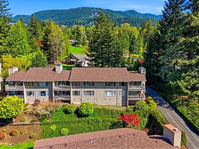 Condo for sale in Oregonia