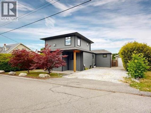 House for sale in Powell River, British Columbia