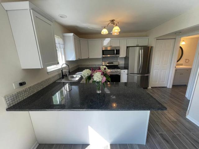 Townhouse for sale in Gurnee, Illinois