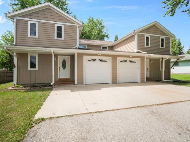 Condo for sale in Newburg, Wisconsin