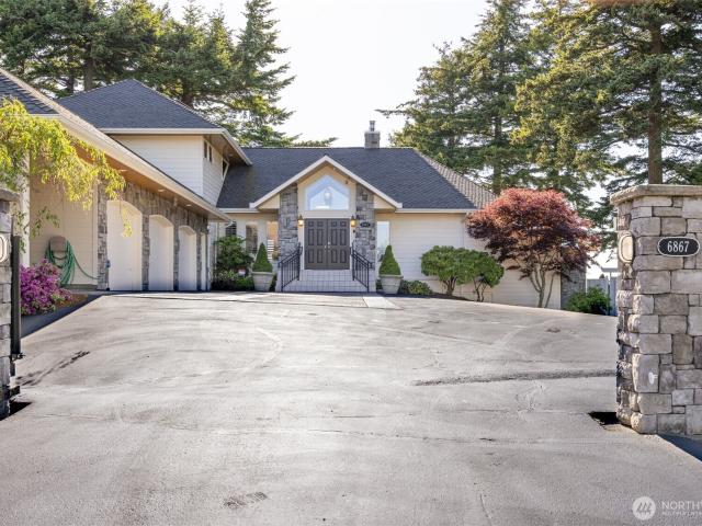 House for sale in Blaine, Washington