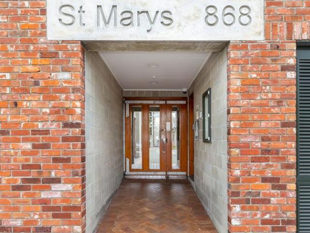 Apartment for rent in Heathcote, Canterbury
