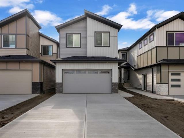 House for sale in Black Stone, City of Leduc