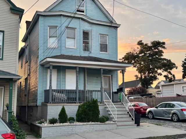 House for sale in Perth Amboy, New Jersey