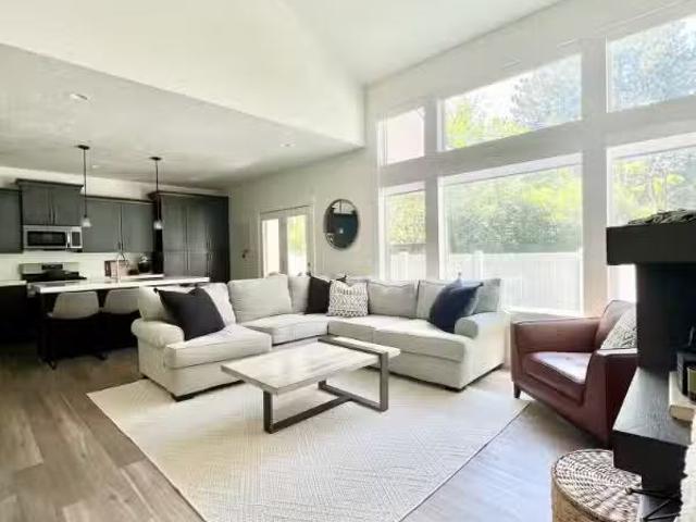Condo for rent in Midvale