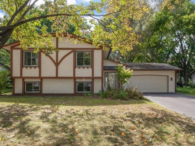 House for sale in Turtle Lake, Shoreview