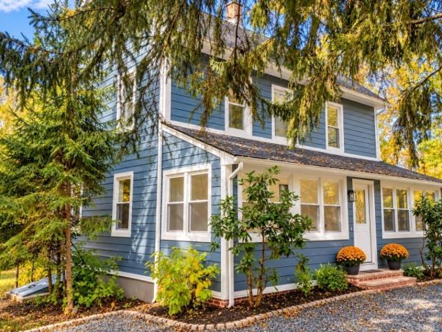 House for sale in Gillette, Long Hill Township