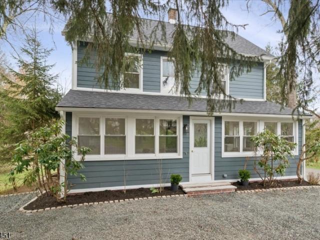 House for sale in Gillette, New Jersey