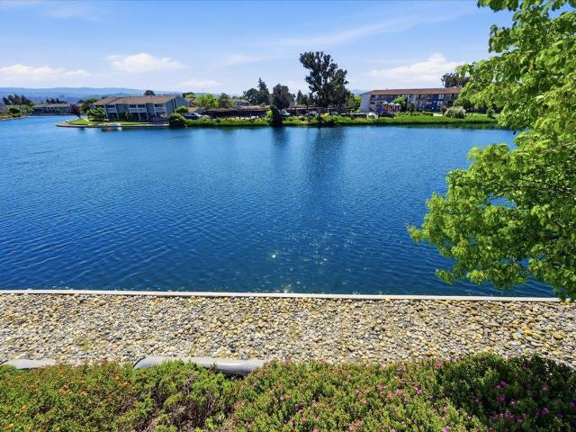 Condo for sale in San Mateo, California
