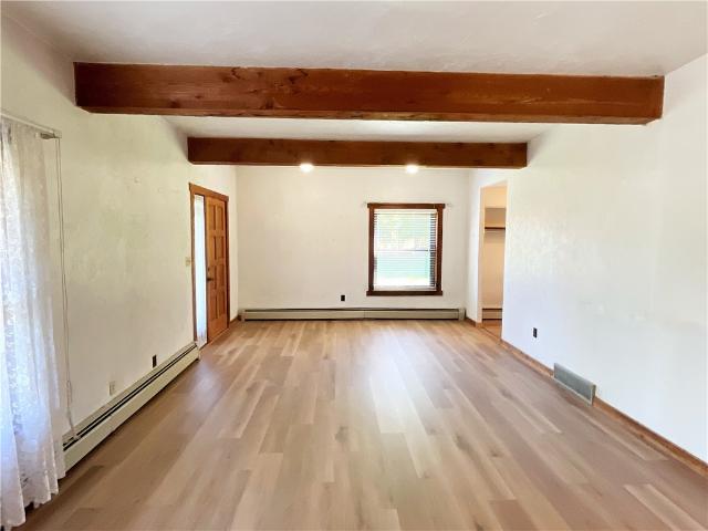 House for sale in Glenwillard, Crescent Township