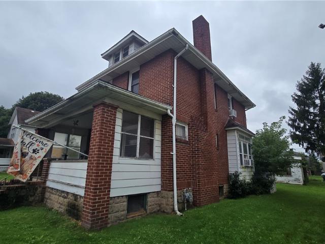 House for sale in Mercer, Pennsylvania