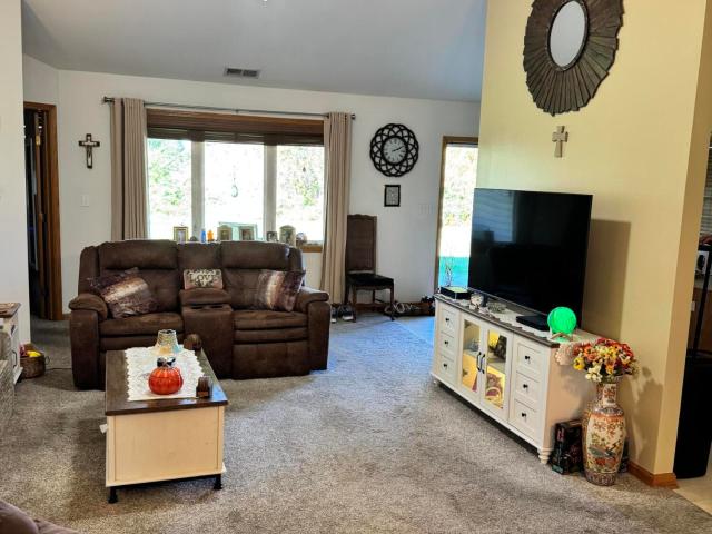 Townhouse for sale in Hobart, Lake County