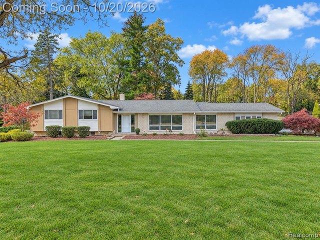 House for sale in Knollwood Heights, West Bloomfield Township