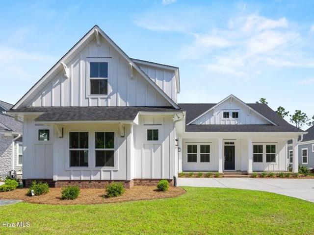House for sale in Ocean Isle Beach, North Carolina