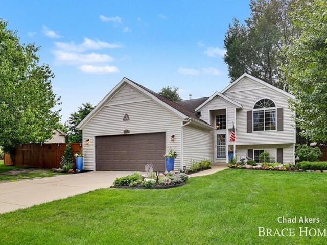 House for sale in Rockford, Michigan