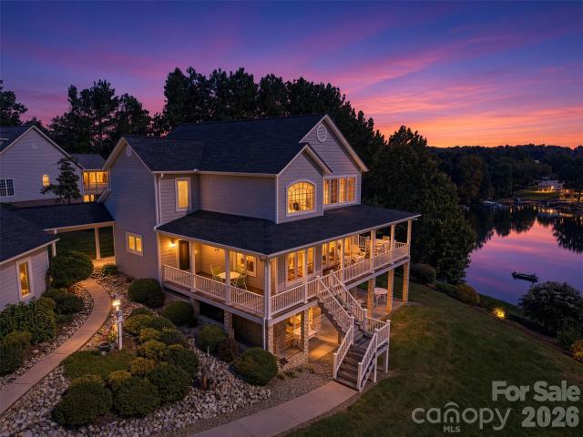 House for sale in Hiddenite, North Carolina