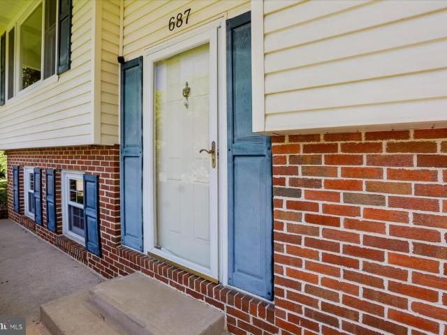 House for sale in Lemont, Pennsylvania