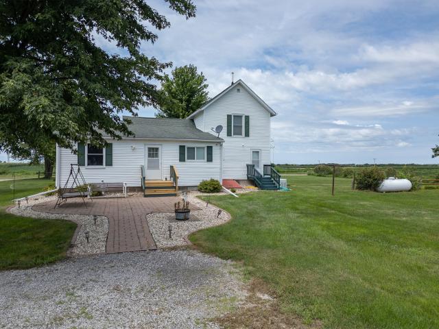 House for sale in Cambridge, Illinois