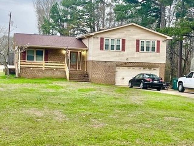 House for sale in Moundville, Alabama