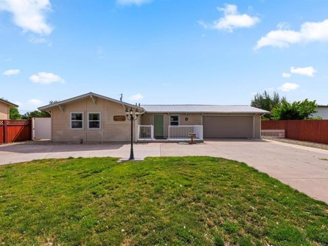 House for sale in Emmett, Gem County