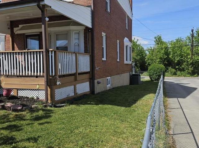 Townhouse for sale in Middle River, Maryland