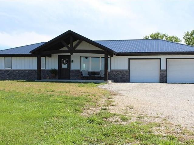 House for sale in Cameron, Missouri