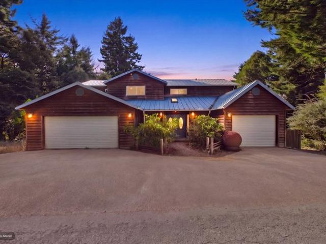 House for sale in Kneeland, Humboldt County