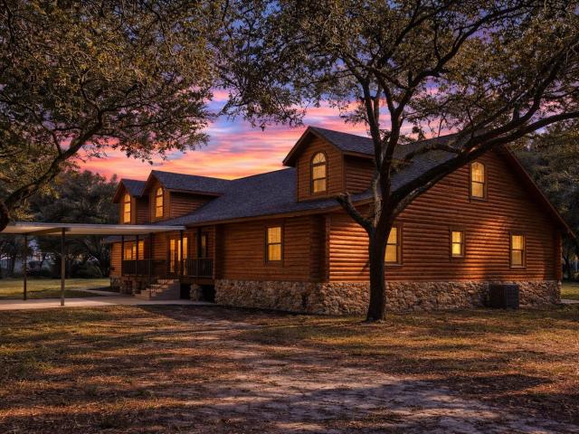 House for sale in Sorrento, Florida