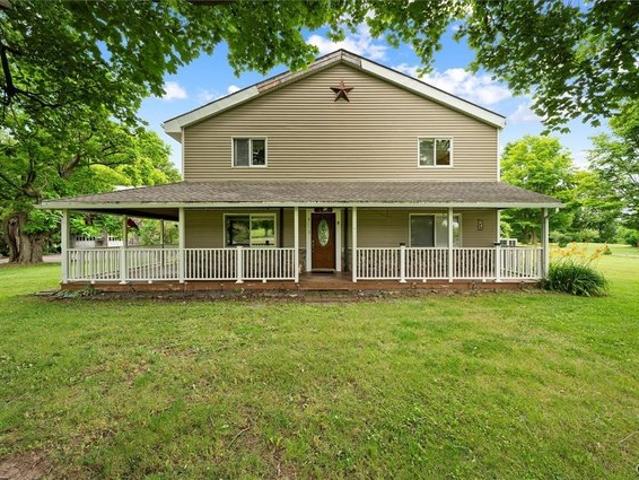 House for sale in Oneida, New York