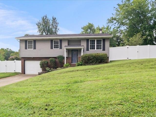 House for sale in Newburgh, Indiana