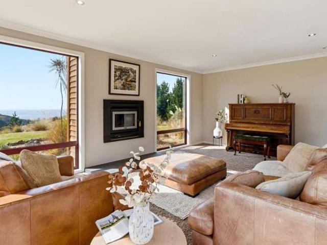 Property for sale in Otakou