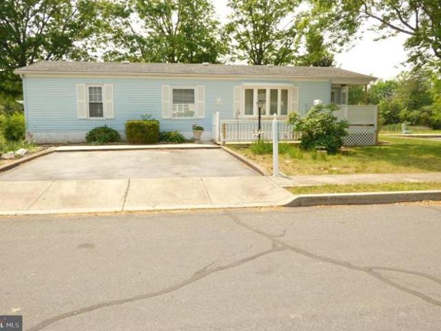 House for sale in Red Hill, Pennsylvania
