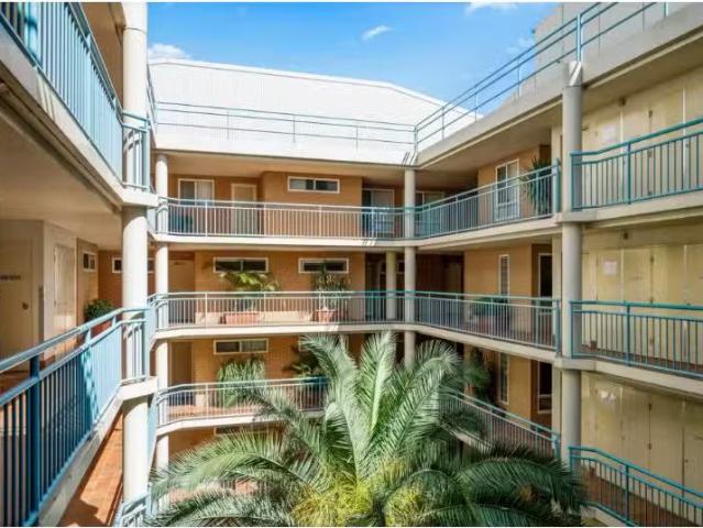 Apartment for rent in Adelaide