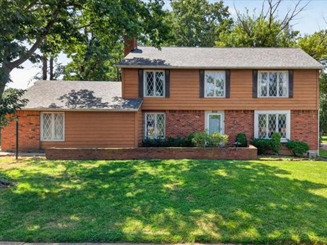 House for sale in Ballwin, Missouri