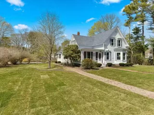 House for sale in Barnstable