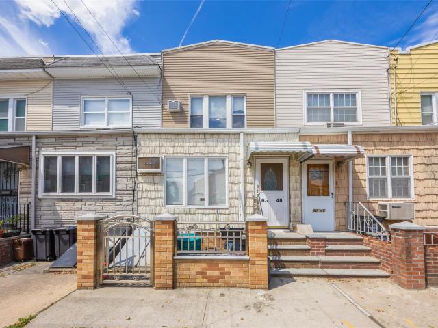 Townhouse for sale in Flushing